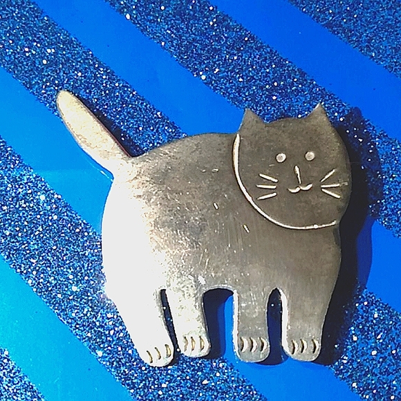 "The Fat Cat" Vintage Sterling Silver Pin - Picture 4 of 5